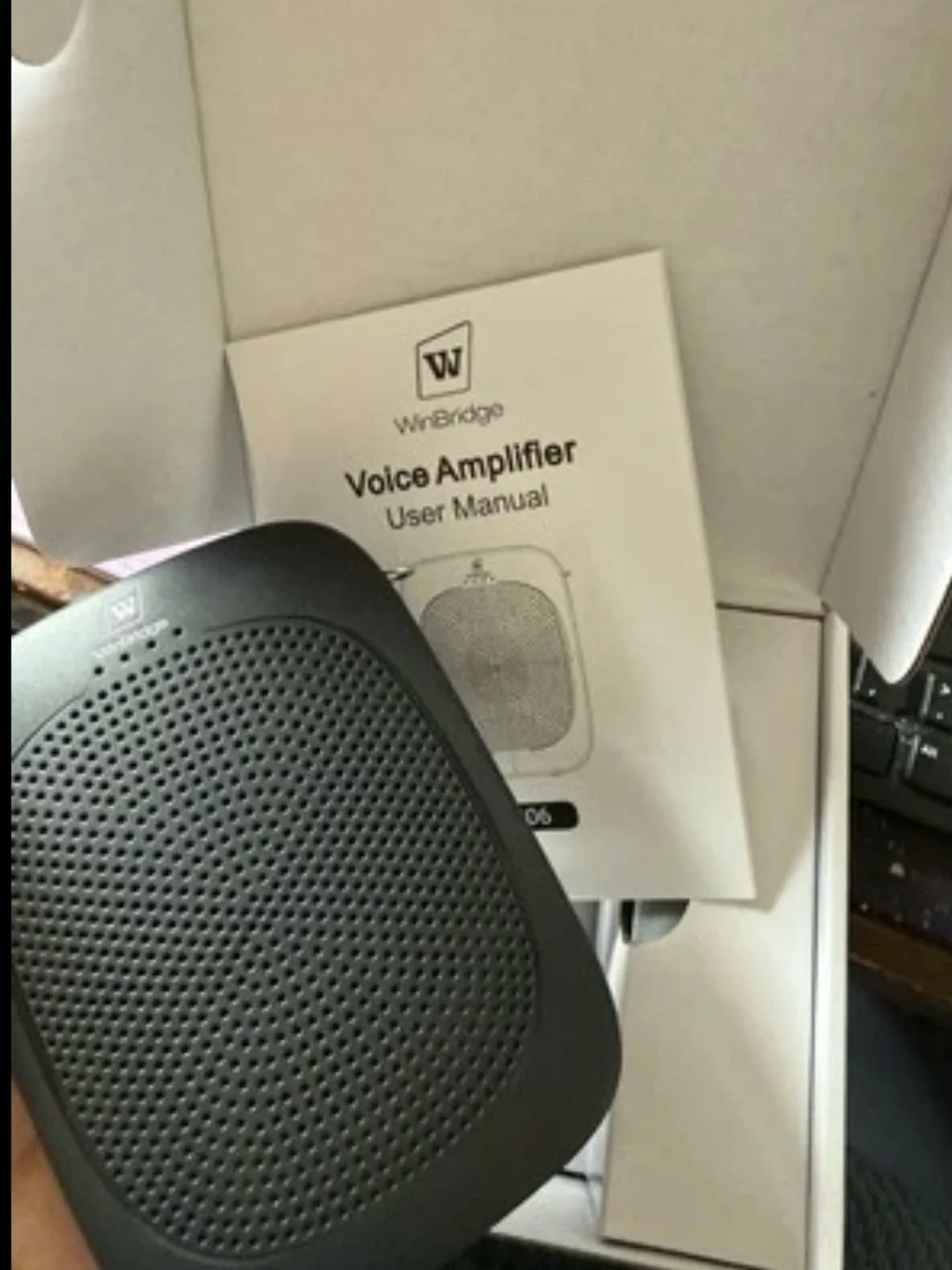 Bluetooth Voice Amplifier with Wireless Lavalier Lapel Microphone C006 NEW
